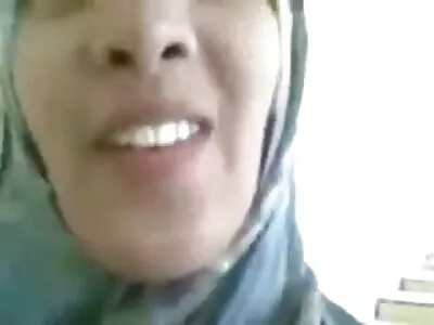 Reagan Foxx uyuyan koca önünde becerdin gerdek gecesi bozma alır